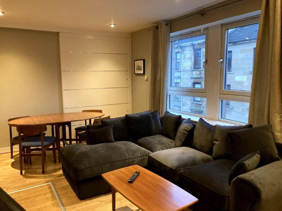 Ferienwohnung Stylish 2 Bed Accessible Flat Perfect Location Glasgow Exterior foto