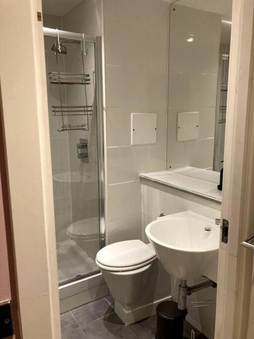 Ferienwohnung Stylish 2 Bed Accessible Flat Perfect Location Glasgow Exterior foto